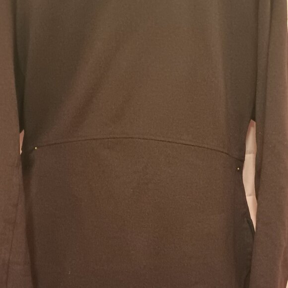 Simple Dress - Picture 6 of 10